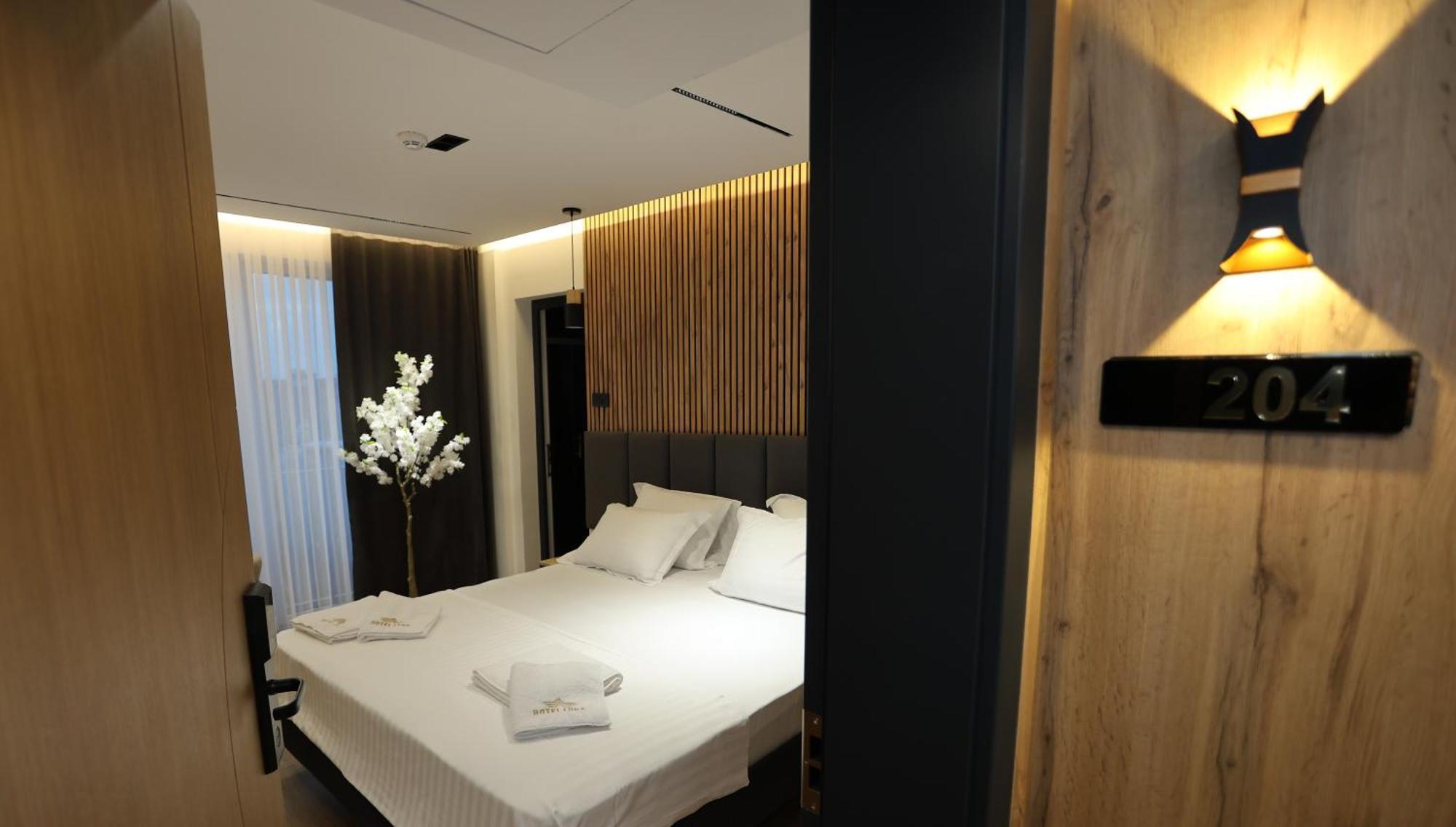 Hotel Luna Prizren Kültér fotó