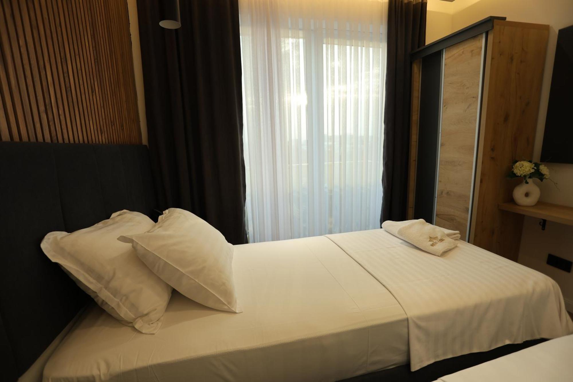 Hotel Luna Prizren Kültér fotó