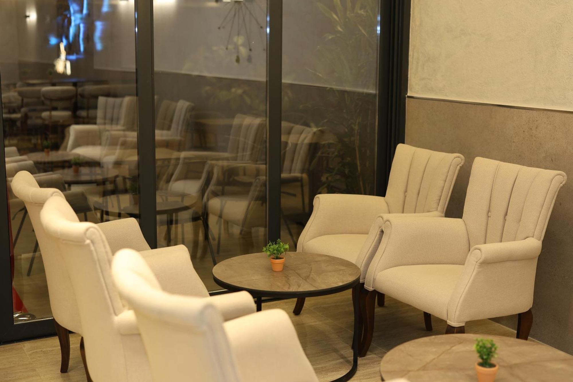 Hotel Luna Prizren Kültér fotó