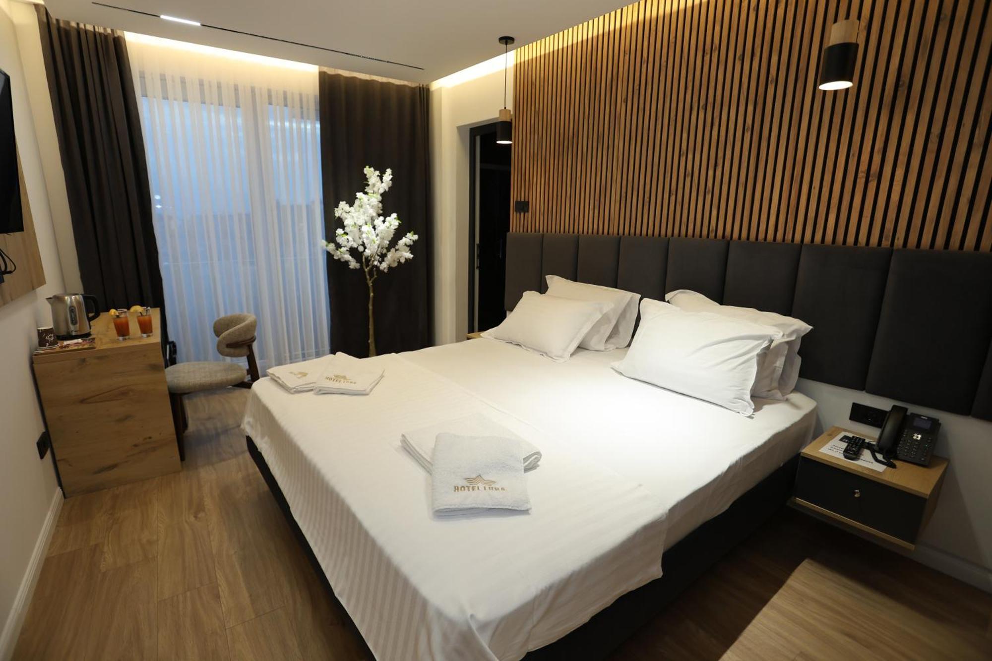 Hotel Luna Prizren Kültér fotó