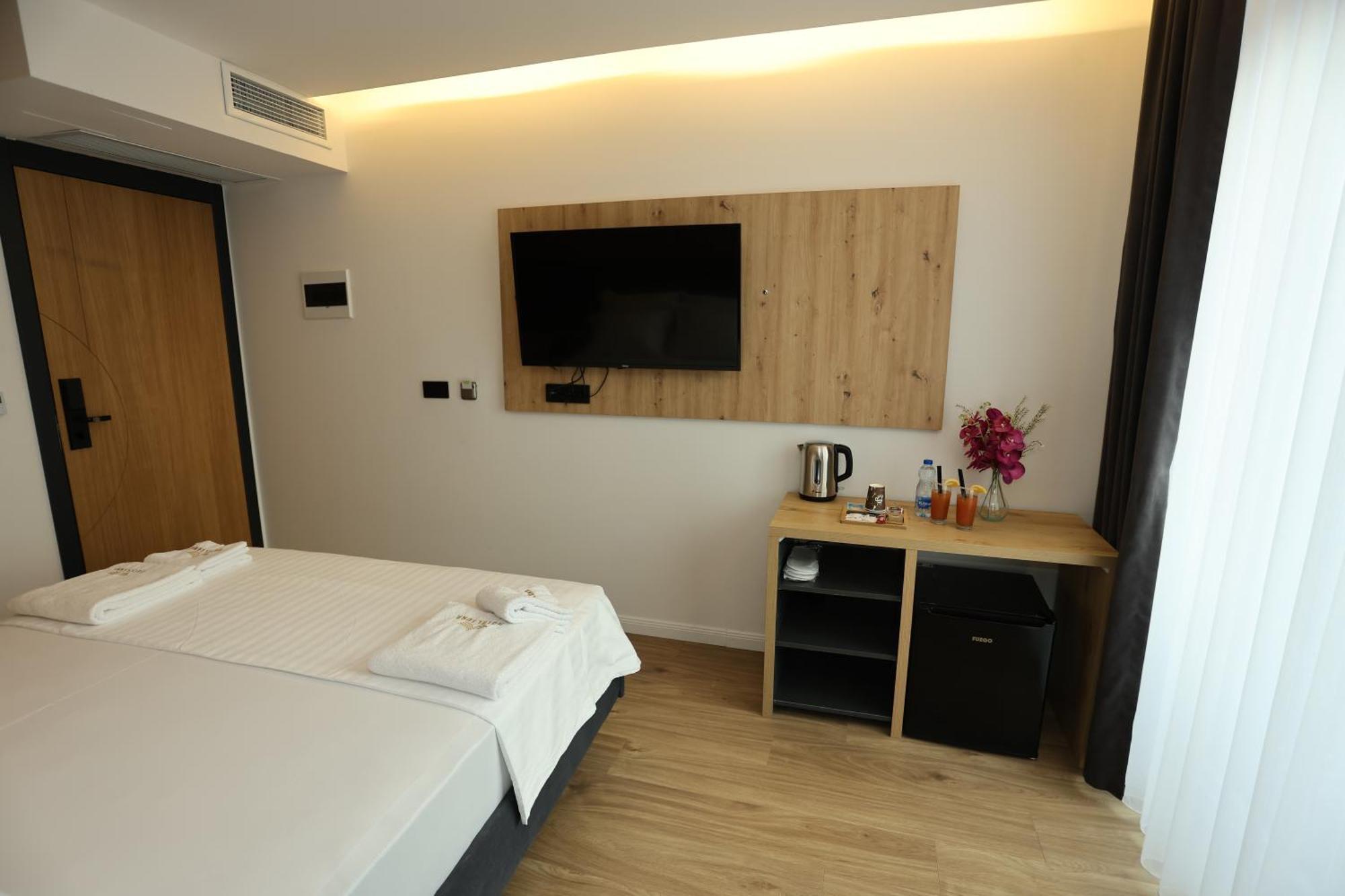 Hotel Luna Prizren Kültér fotó